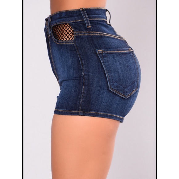 NEW NWT Fashion Nova Fishnet Pocket Denim Shorts S - Picture 4 of 8